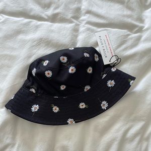 Daisy Bucket Hat
